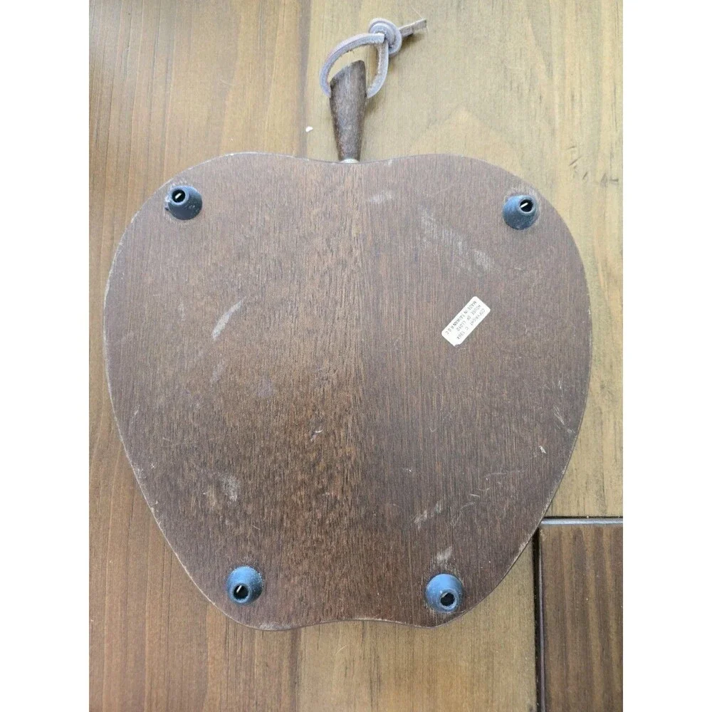 VTG House of Lloyd apple-shaped wooden cheese board wall plaque Trivet Coaster